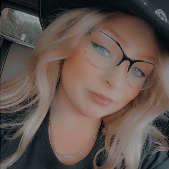 Meet your Posher, Sydney - Picture 1 of 1